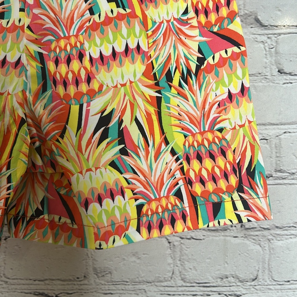 Crown & Ivy Yellow Green Pineapple Print Shorts Size Medium - Picture 13 of 14